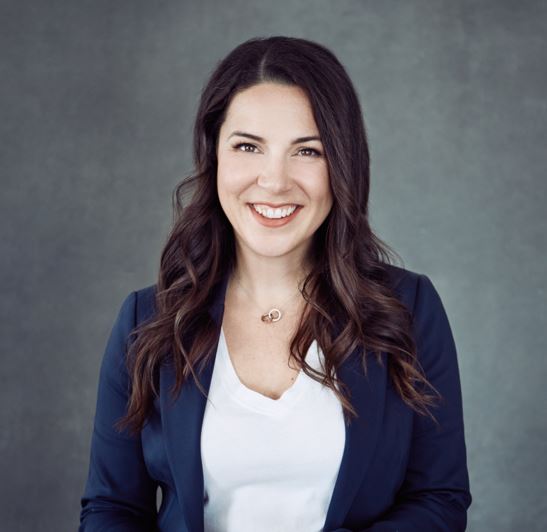 Dr. Lisa Belanger