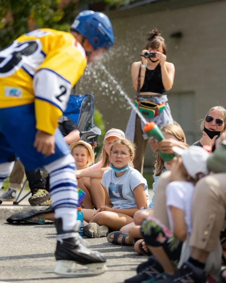 Hockey 24 768x960